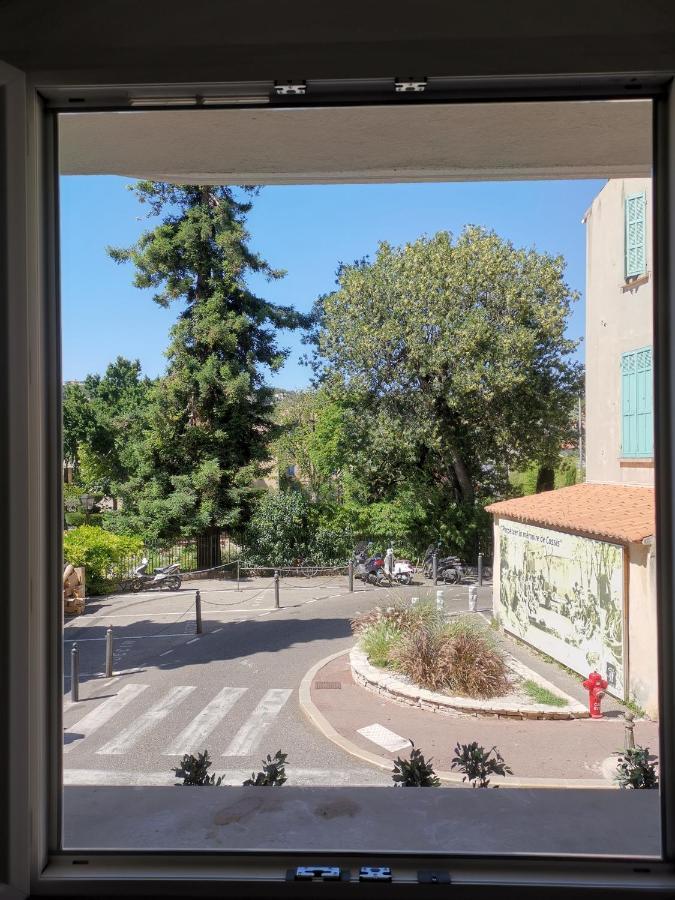 Appartement Au Coeur De Cassis Vue Sur Le Parc Exterior foto